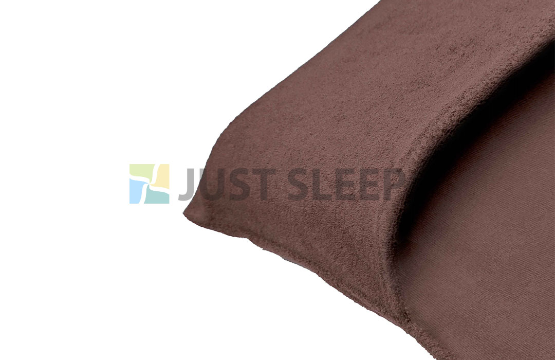 Пляжное полотенце с карманом темно-коричневый